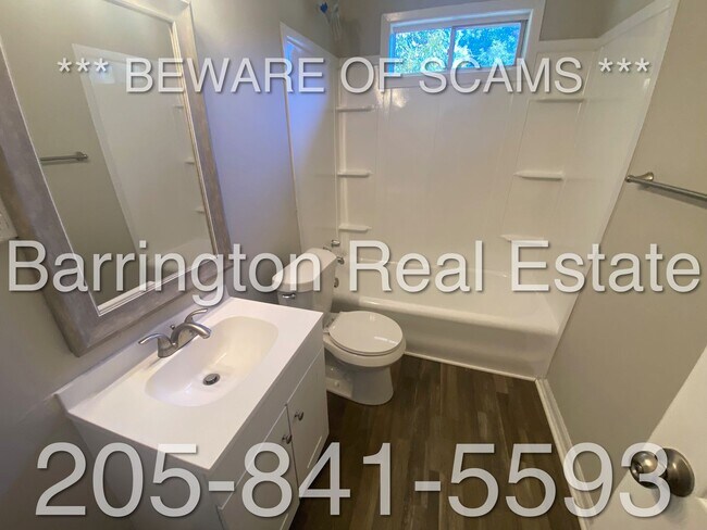 Photo - 1698 Cleburn Ave