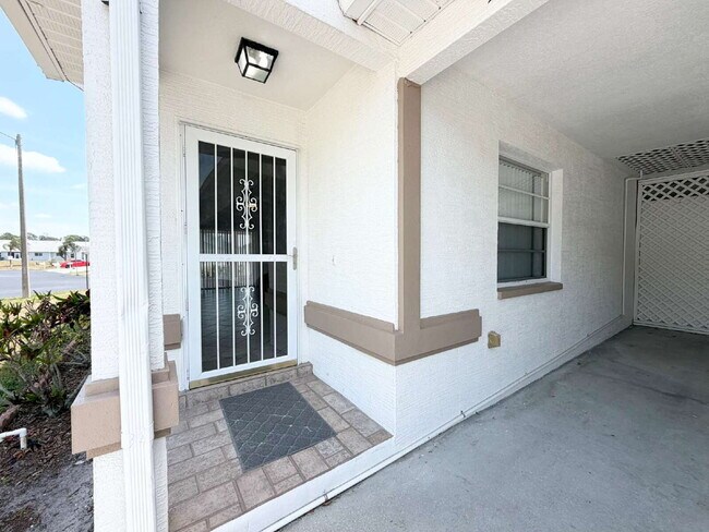 Photo - "Charming 2-Bed, 2-Bath Villa Retreat in New Port Richey!"