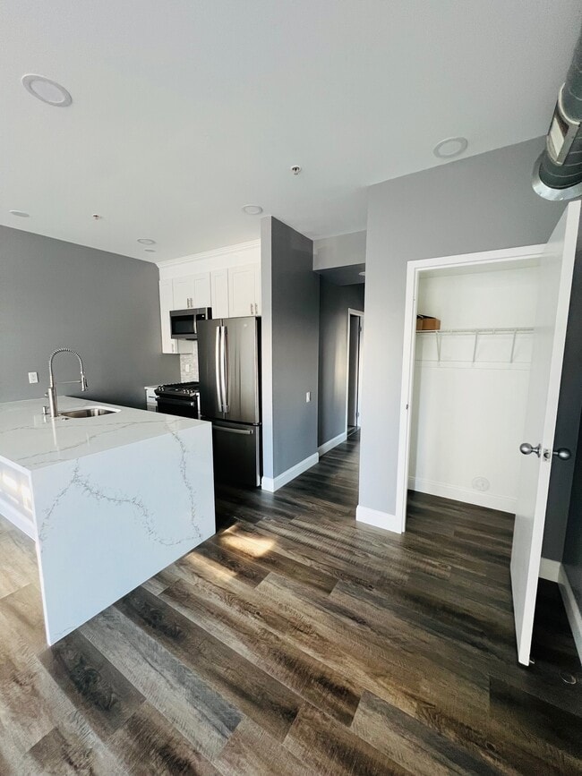 Photo - 182 Gay St Unit 1004