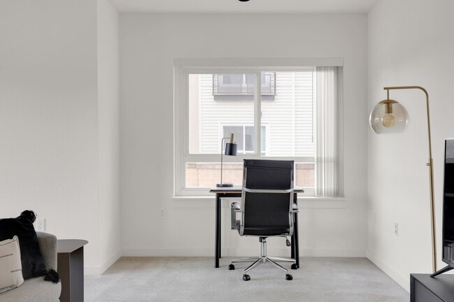 Photo - 10410 NE 2nd St Unidad FL5-ID3057A