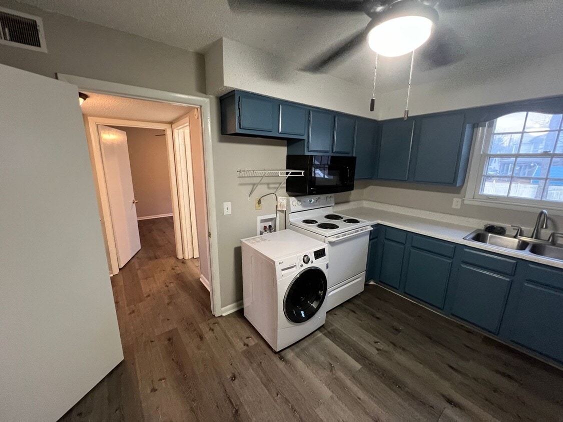 1 bedroom 1 bath. cute and cozy! REDUCED ... - 1 bedroom 1 bath. cute and cozy!  REDUCED ...
