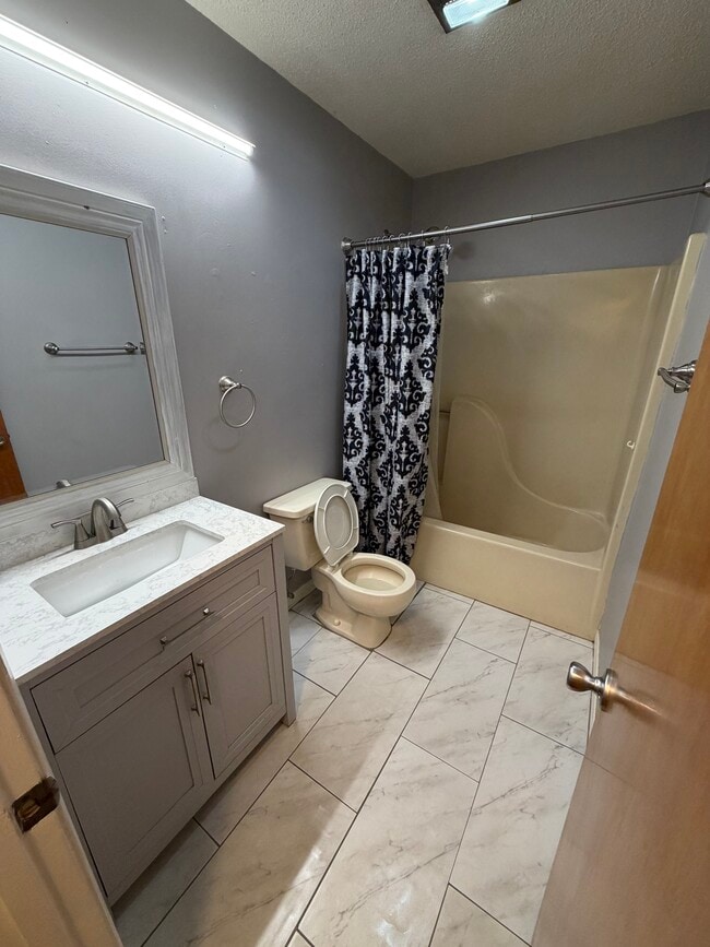 Photo - 817 Tanager Rd