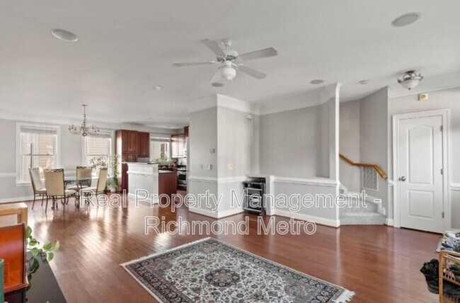 Photo - 711 Holly St