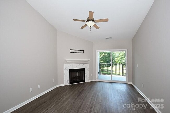 Photo - 18741 Nautical Dr Unit 302