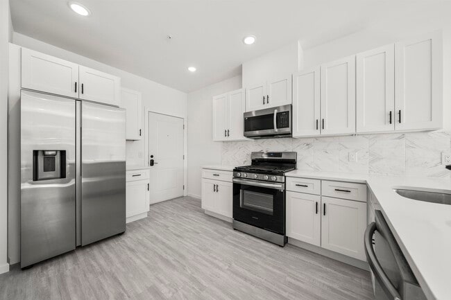 Photo - 51 E Main St Unit 306