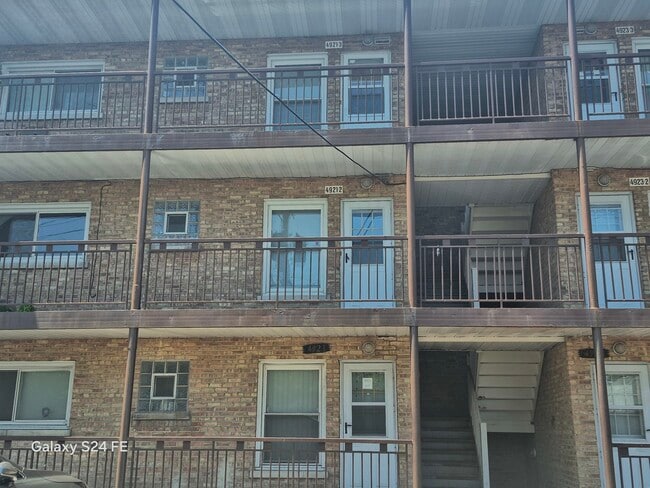 Photo - 4921 N Harlem Ave Unit 3