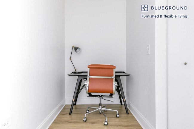 Photo - 2 W Delaware Pl Unit FL31-ID1284