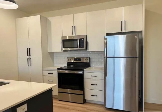 Photo - 311 E Lorene St