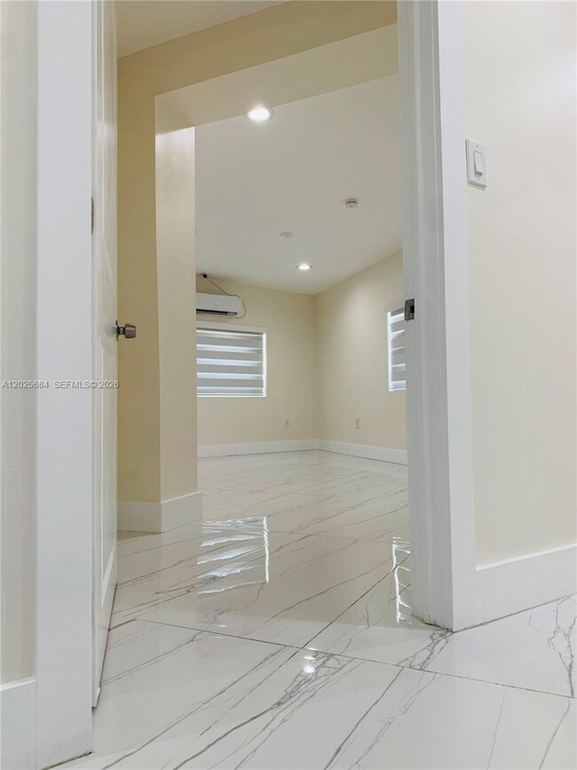 Photo - 17010 NW 53rd Ave