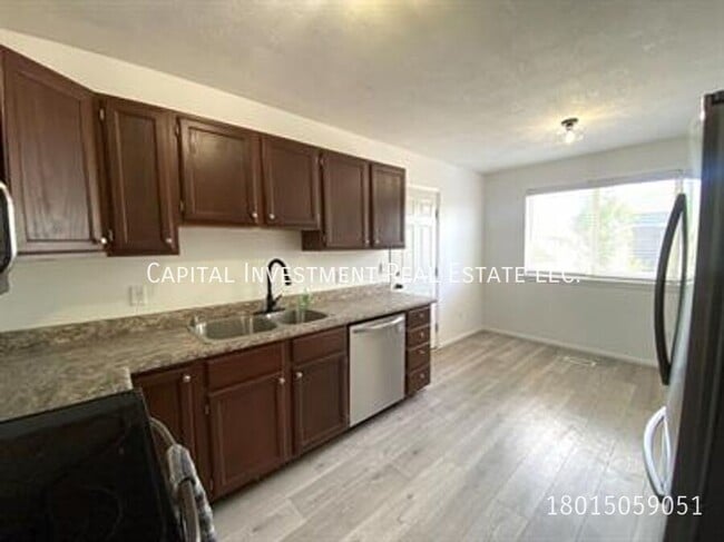 Photo - 1741 W 6020 S
