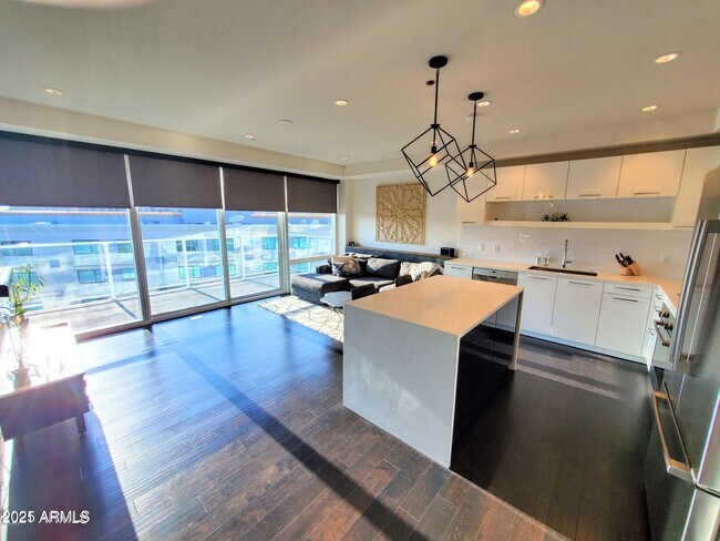 Photo - 4422 N 75th St Unit 6005