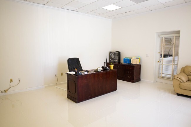 Photo - Seacoast 5700