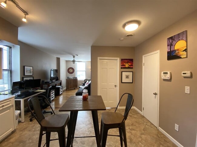 Photo - 333 Monroe St Unit 1A