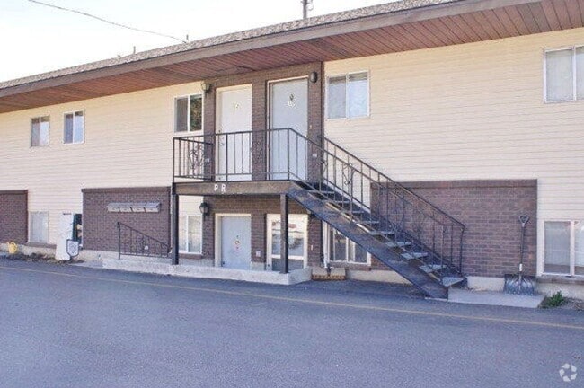 Building Photo - 1 Bed 1 Bath condo with washer and dryer i...