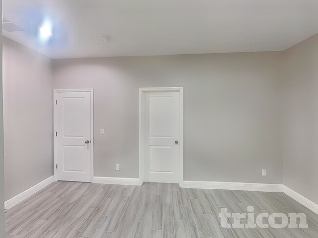 Photo - 1725 18th St