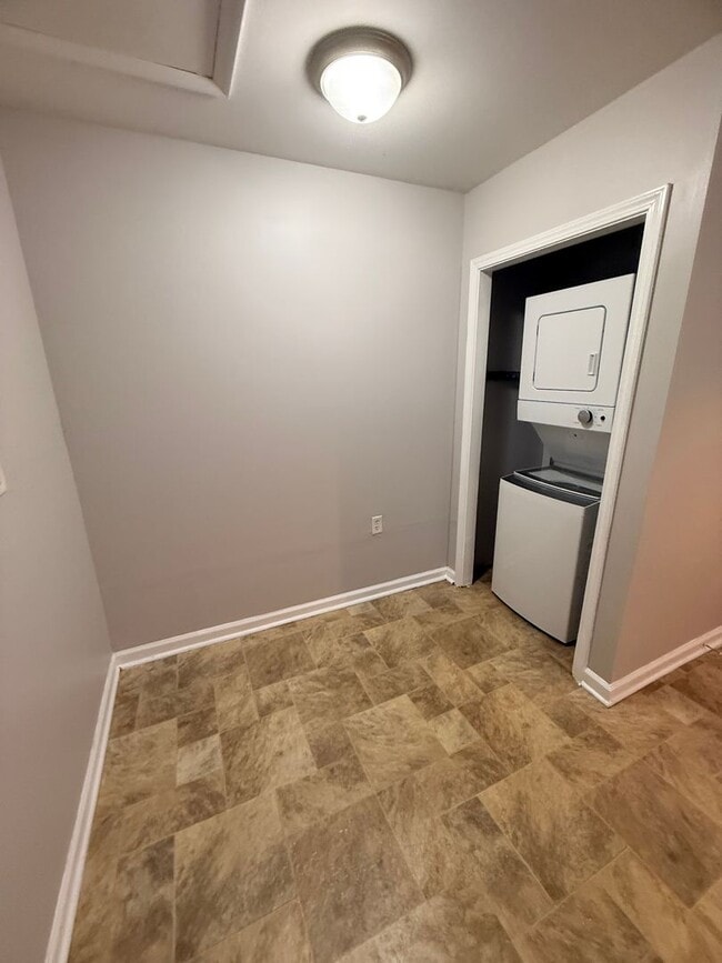 Photo - Eagledale - 3 BR home