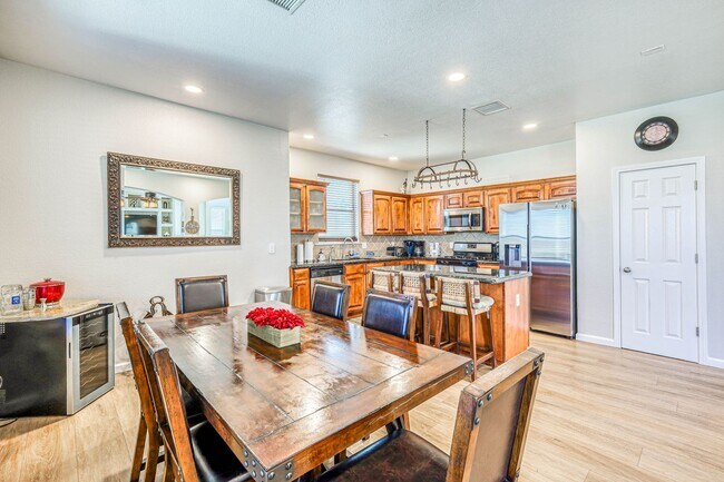 Photo - Beautiful Westside home FURNISHED with 4 bed-3 baths plus an office with beautiful backyard with ...