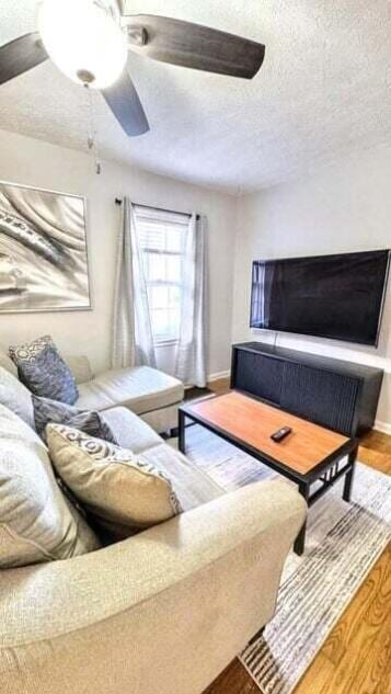 Photo - 148 Shawnee Pl Unit 1