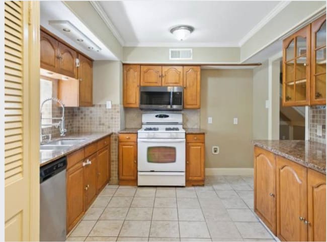 Photo - 10632 Desdemona Dr