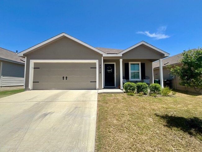 Building Photo - Fabulous 4/2 Single Story, First Time Rental ~ Shows Like New ~ Must See!