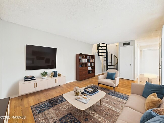 Photo - 506 Fox Run Ave