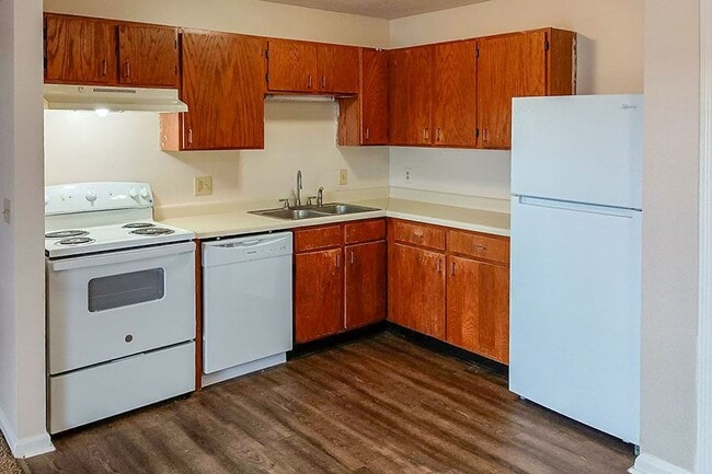 CAMBRIDGE POINTE