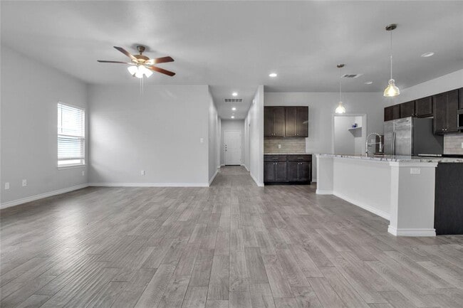 Photo - 629 County Rd 306