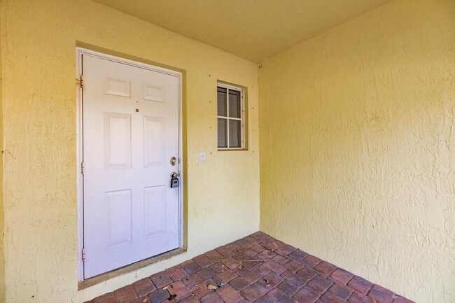 Photo - 853 Imperial Lake Rd