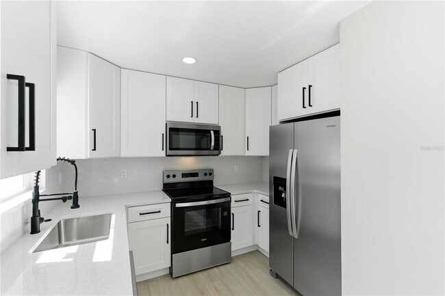 Photo - 5720 79th Ave