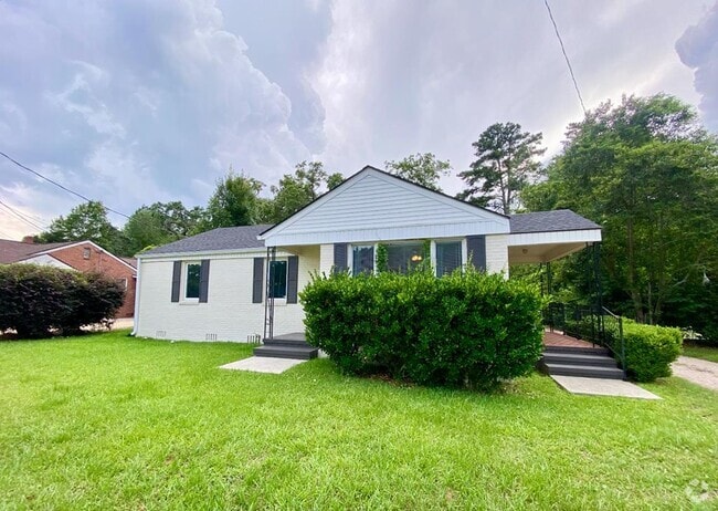 Building Photo - 1521 E Pinetree Blvd Rental