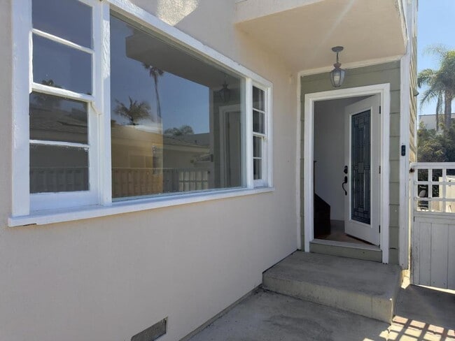 Photo - 731 Beryl St