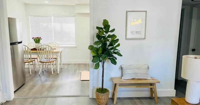 Photo - 2604 Dauphin St