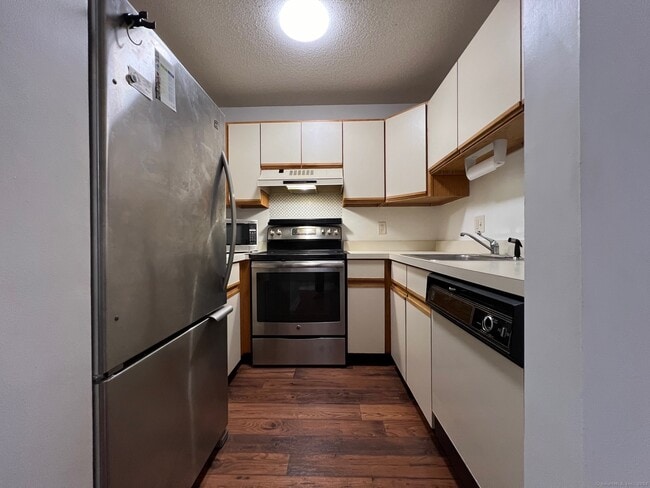 Photo - 35 Ruth St Unit APT 66