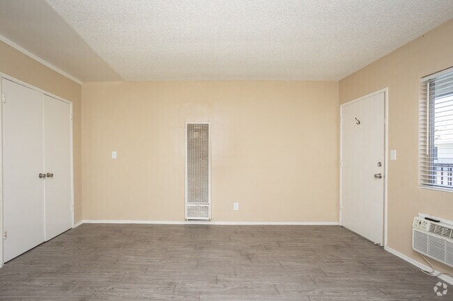 Studio - 418SF - Living Room/Bedroom