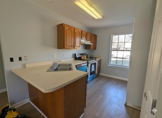 Photo - 1530 Center Pointe Dr