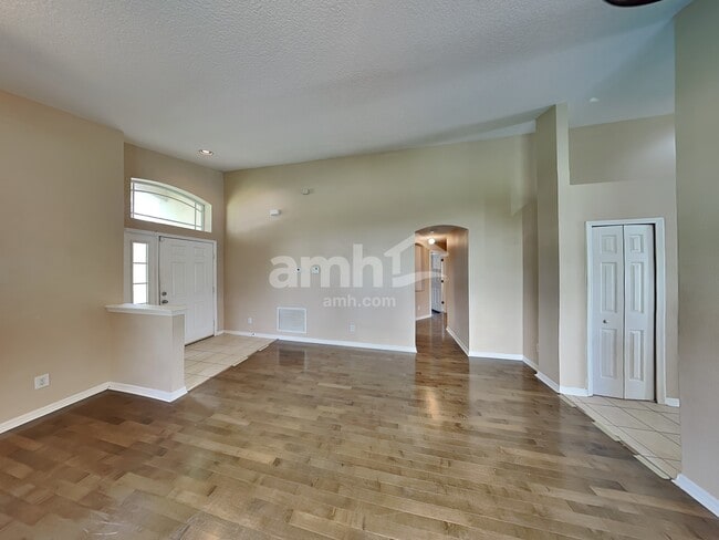 Photo - 5334 New Savannah Cir