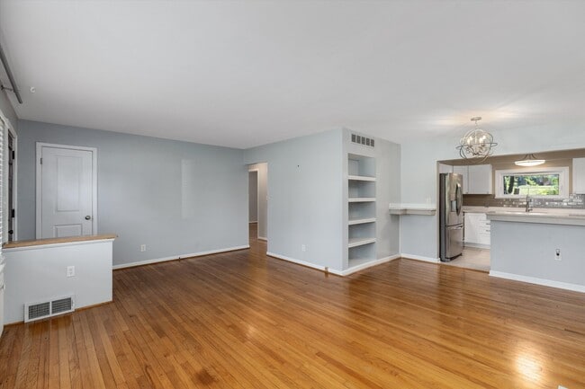 Photo - 4047 Ledgestone Dr