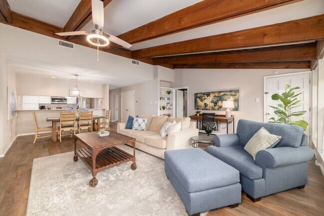 Photo - 222 T Bar M Dr