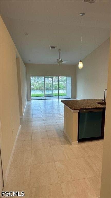 Photo - 1609 Savona Pkwy W