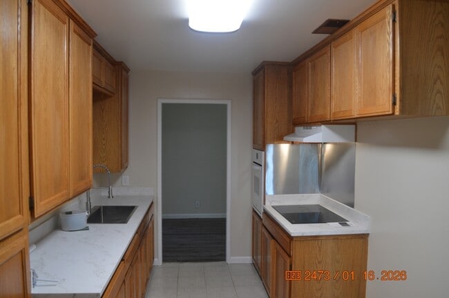 Photo - 768 Julian St