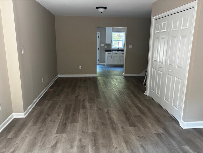 Photo - 8517 Kangaroo Ct