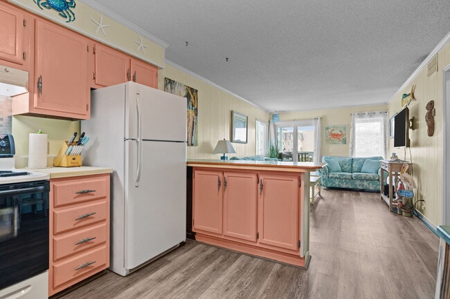 Photo - 301 Commerce Way