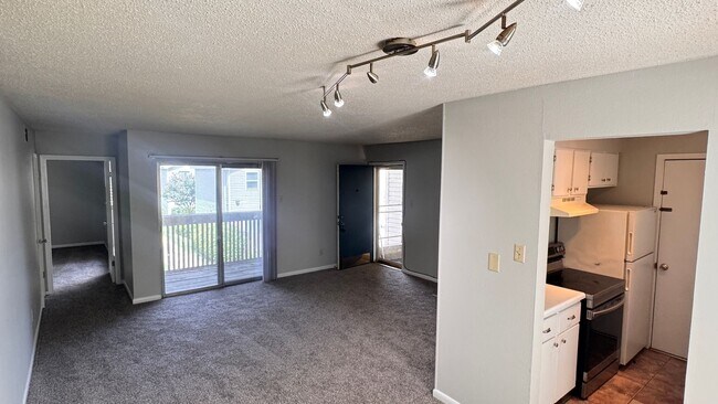Photo - Spacious 2-Bedroom Home in Memphis - Comfort & Convenience!