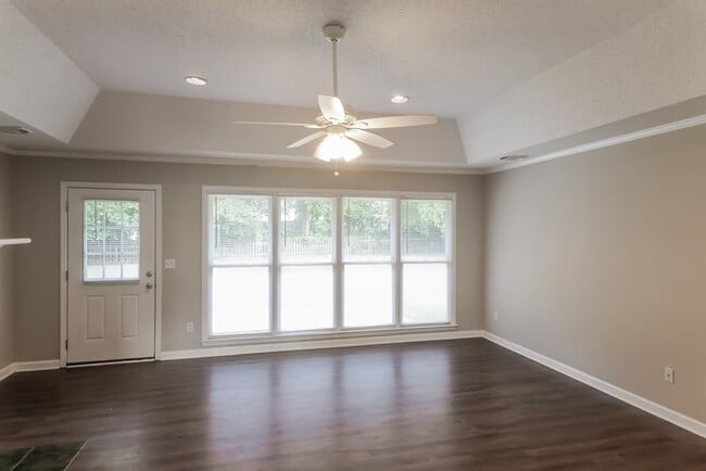 Photo - 10415 Shadowview Rd