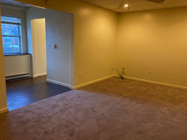 Photo - 5801 Lincoln Ave Unidad A