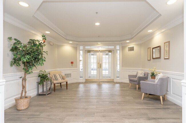 Photo - 2 Bed 2 Bath Condo in Westbriar Condominiums Unit 307