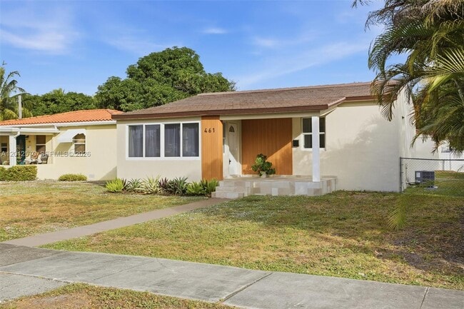 Photo - 461 Plover Ave