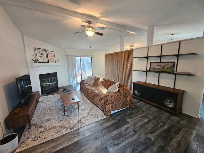 Photo - 3 Bedroom Corner Lot Close to Lejeune Blvd