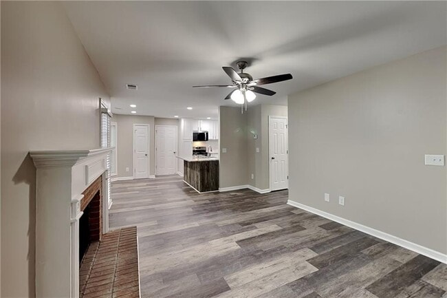 Photo - 6072 Devonshire Dr