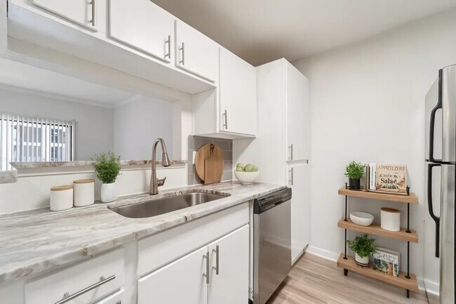 Photo - 11220 West Rd Unit 918